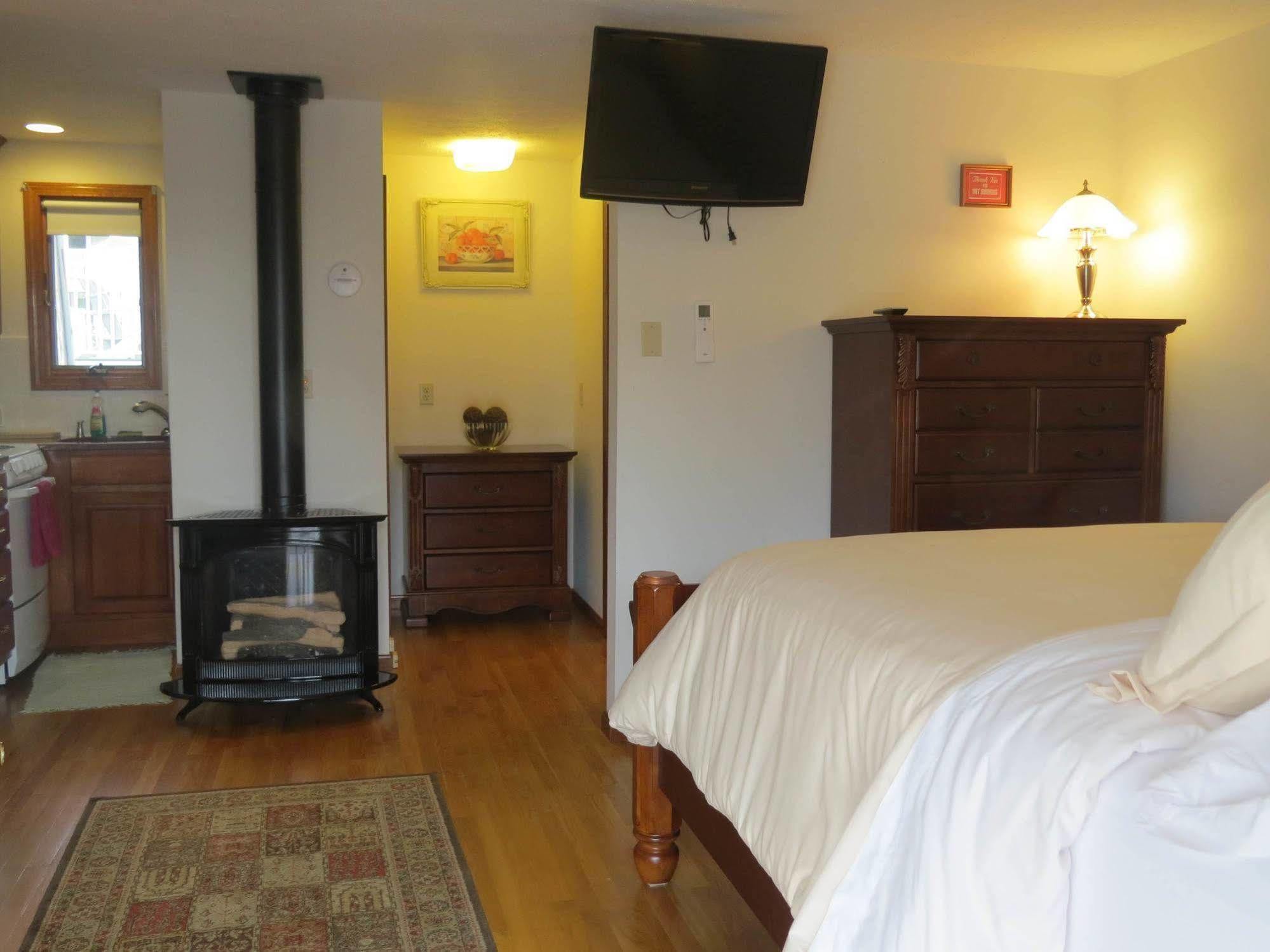 Blue Shutters Inn Carriage House Studios Ogunquit Extérieur photo