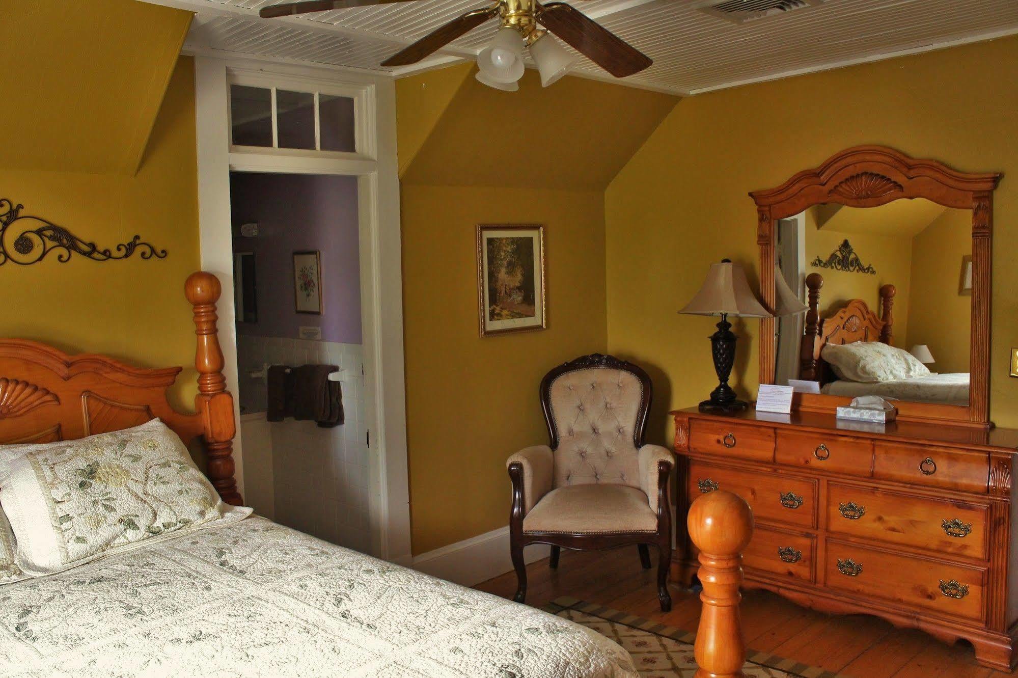 Blue Shutters Inn Carriage House Studios Ogunquit Extérieur photo